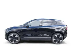 Schwarz Gebraucht 2025 Volvo EX30 Ultra SUV | 32.885 € (Fairer Preis)