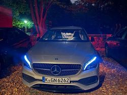 Silber Gebraucht 2017 Mercedes CLA200 Shooting Brake AMG line Kombi | 17.000 € (Guter Preis)