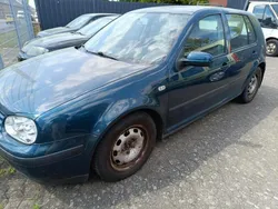 Grün Gebraucht 2001 VW Golf IV Limousine | 200 € (Superpreis)