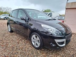 Perlmuttschwarz Gebraucht 2009 Renault Scénic III Dynamique Van / Kleinbus | 3.500 € (Fairer Preis)