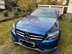 Blau Gebraucht 2017 Mercedes C220 AMG line Limousine | 16.800 €