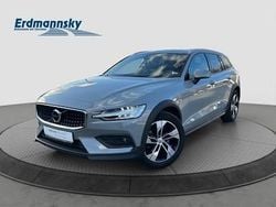 Vapour grey (grau) Gebraucht 2023 Volvo V60 Plus Kombi | 40.460 € (Etwas zu teuer)