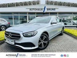 Hightechsilbermetallic Gebraucht 2021 Mercedes E220 Avantgarde Kombi | 28.996 € (Superpreis)