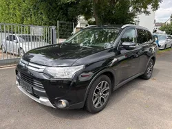 Schwarz Gebraucht 2015 Mitsubishi Outlander Top SUV | 11.700 € (Guter Preis)