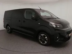 Schwarz Gebraucht 2024 Opel Zafira Life S Van | 33.770 € (Superpreis)