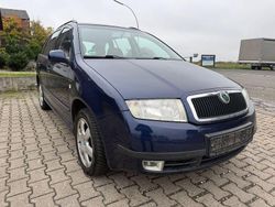 Blau Gebraucht 2004 Skoda Fabia Kleinwagen | 1.390 € (Fairer Preis)