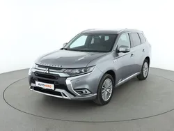 Grau Gebraucht 2019 Mitsubishi Outlander Edition SUV | 20.540 €