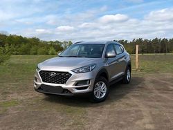 Weiß Gebraucht 2019 Hyundai Tucson Pure SUV | 13.900 € (Fairer Preis)