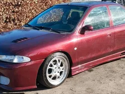 Rot Gebraucht 1993 Ford Mondeo Limousine | 3.800 €