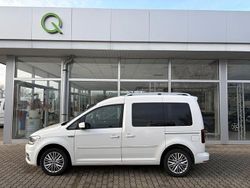 Weiß Gebraucht 2016 VW Caddy Highline Van / Kleinbus | 8.490 € (Fairer Preis)