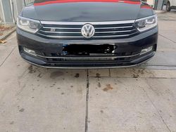 Schwarz Gebraucht 2015 VW Passat Kombi | 11.990 € (Fairer Preis)