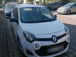Weiß Gebraucht 2012 Renault Twingo Kleinwagen | 2.000 €