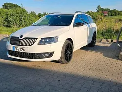 Weiß Gebraucht 2014 Skoda Octavia Kombi | 9.750 € (Etwas zu teuer)
