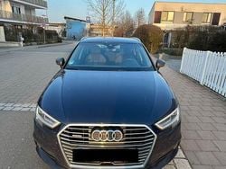 Blau Gebraucht 2020 Audi A3 Sport Limousine | 17.999 € (Guter Preis)