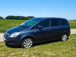 Grau Gebraucht 2009 Opel Zafira Innovation Van / Kleinbus | 6.299 € (Teuer)