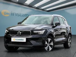 Schwarz Gebraucht 2022 Volvo XC40 SUV | 31.699 € (Guter Preis)