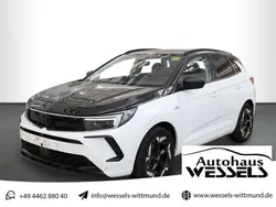 Weiß Gebraucht 2023 Opel Grandland X GSe SUV | 30.950 € (Etwas zu teuer)