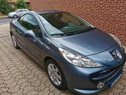 Grau Gebraucht 2009 Peugeot 207 CC Cabrio | 4.300 € (Fairer Preis)