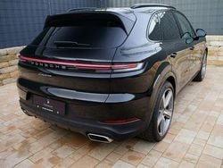 Schwarz Gebraucht 2024 Porsche Cayenne SUV | 91.890 € (Superpreis)