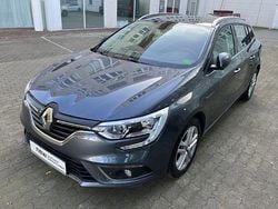 Grau Gebraucht 2019 Renault Mégane GrandTour Kombi | 13.999 € (Guter Preis)
