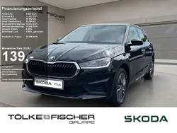 Schwarz magic perleffekt (metallic) Gebraucht 2023 Skoda Fabia Tour Limousine | 19.798 € (Fairer Preis)