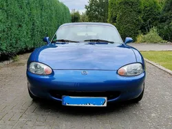 Blau Gebraucht 2000 Mazda MX5 Cabrio | 9.900 € (Etwas zu teuer)