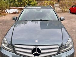 Grau Gebraucht 2011 Mercedes C220 Avantgarde Limousine | 6.390 € (Fairer Preis)