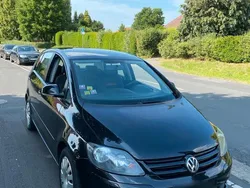 Schwarz Gebraucht 2006 VW Golf Plus Cross Edition Van / Kleinbus | 2.099 €