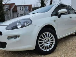 Weiß Gebraucht 2014 Fiat Grande Punto Kleinwagen | 3.999 € (Fairer Preis)