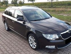 Braun Gebraucht 2012 Skoda Superb Family Kombi | 8.000 € (Etwas zu teuer)