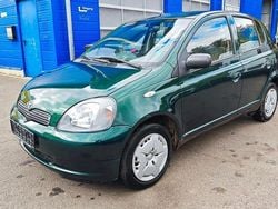 Grün Gebraucht 2000 Toyota Yaris Sol Limousine | 999 € (Superpreis)