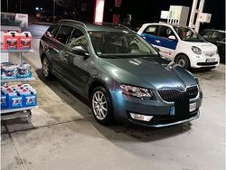 Grau Gebraucht 2016 Skoda Octavia Kombi | 6.150 € (Superpreis)