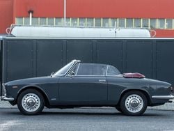 Grau Gebraucht 1966 Alfa Romeo Giulia Cabrio | 89.000 €