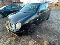 Schwarz Gebraucht 2002 VW Polo Kleinwagen | 1.500 €