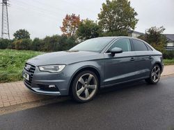 Grau Gebraucht 2015 Audi A3 Ambiente Limousine | 8.700 € (Fairer Preis)
