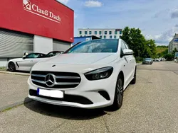 Weiß Gebraucht 2021 Mercedes B250e Van / Kleinbus | 24.400 € (Superpreis)