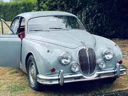 Grau Gebraucht 1961 Jaguar MK II Limousine | 29.990 €