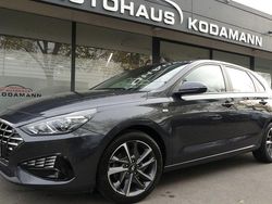Grau Gebraucht 2023 Hyundai i30 Trend Limousine | 14.769 € (Fairer Preis)