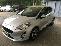 Silber Gebraucht 2018 Ford Fiesta Cool & Connect Kleinwagen | 9.980 € (Guter Preis)