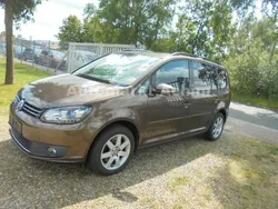 Braun Gebraucht 2015 VW Touran Comfortline Van / Kleinbus | 9.750 € (Fairer Preis)