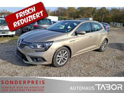 Gelb Gebraucht 2018 Renault Mégane IV Intens Limousine | 8.185 € (Guter Preis)