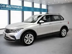 Silber Gebraucht 2023 VW Tiguan Life SUV | 29.450 € (Guter Preis)