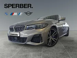 Grau Gebraucht 2022 BMW M340 Performance Limousine | 38.900 € (Guter Preis)