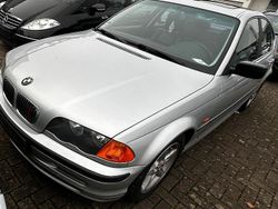 Silber Gebraucht 1998 BMW 320 Limousine | 2.500 € (Superpreis)