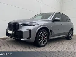 Skyscraper grau metallic Gebraucht 2024 BMW X5 Comfort Edition SUV | 84.877 € (Superpreis)