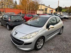 Grau Gebraucht 2006 Peugeot 207 Tendance Kleinwagen | 1.500 € (Fairer Preis)