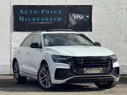 Weiß Gebraucht 2021 Audi Q8 S-line plus SUV | 61.990 € (Fairer Preis)