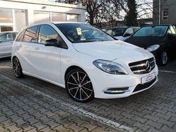 Weiß Gebraucht 2013 Mercedes 180 Night Limousine | 12.999 € (Superpreis)