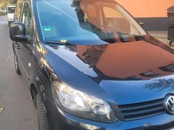 Schwarz Gebraucht 2011 VW Caddy Van / Kleinbus | 7.450 € (Fairer Preis)