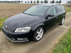 Schwarz Gebraucht 2011 VW Passat Highline Kombi | 8.900 € (Teuer)